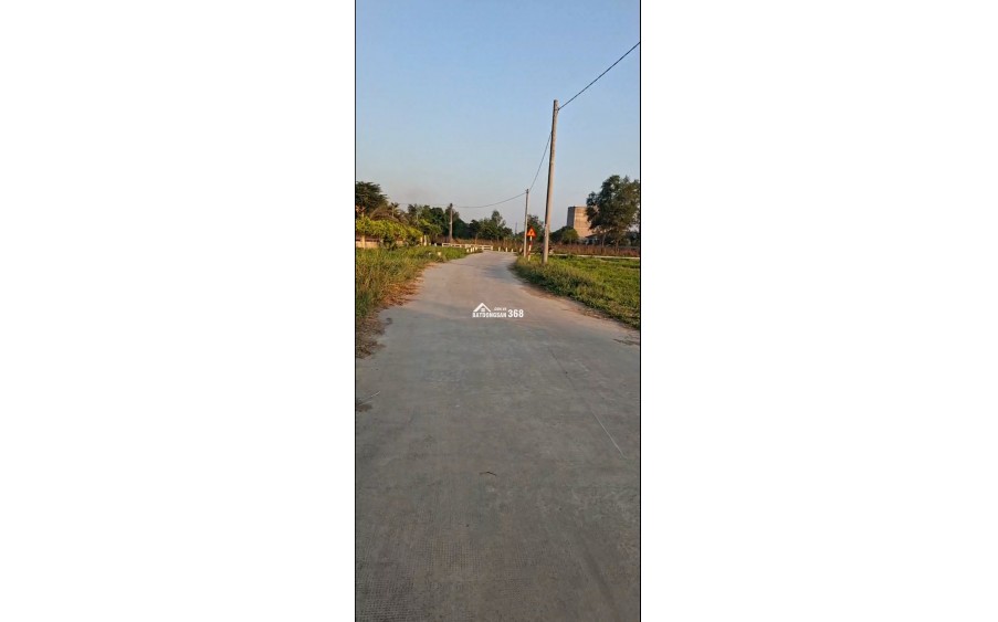 Bán gấp đất mặt tiền Nguyễn Thị Điểm huyện Tân Trụ tỉnh Long An